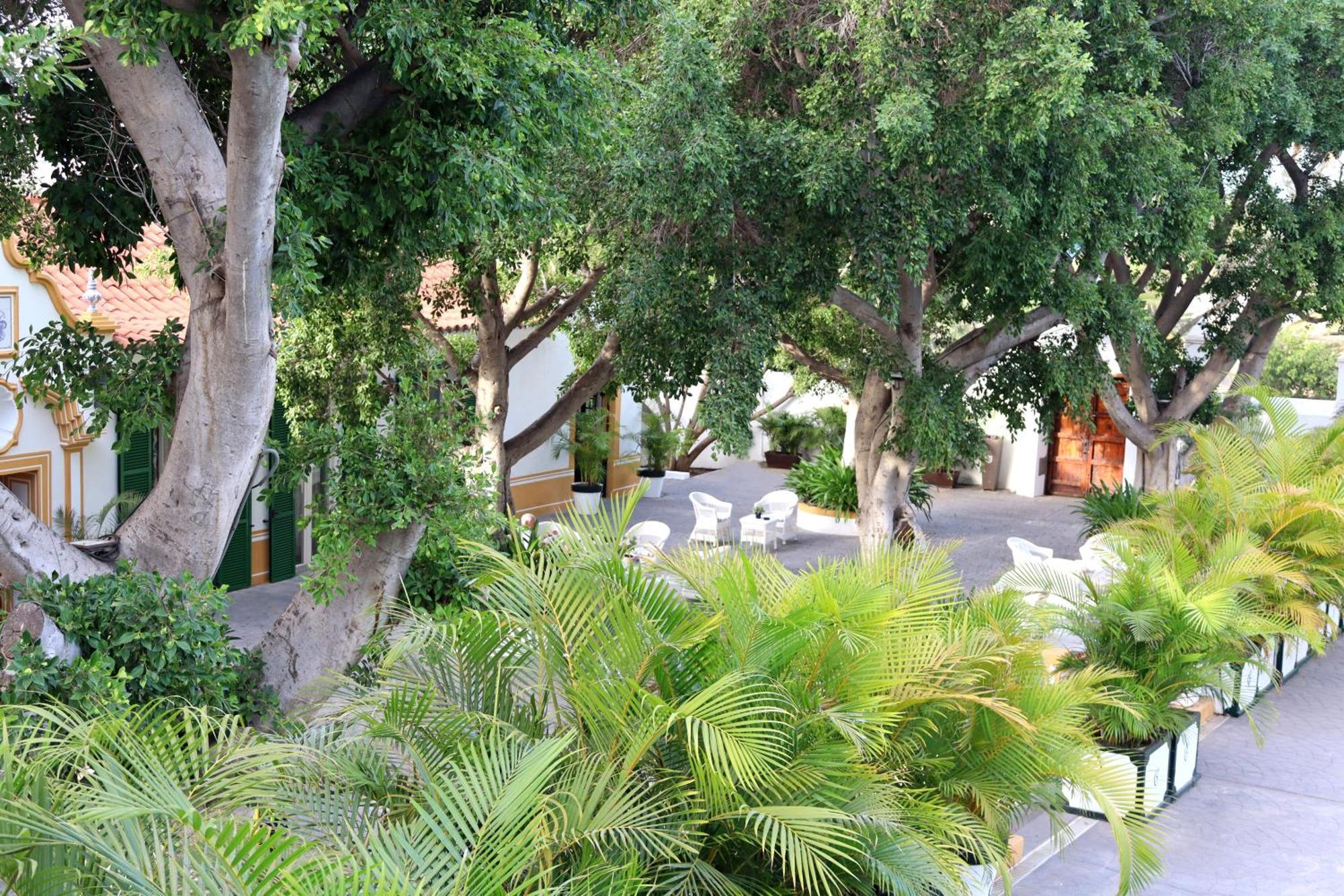Cortijo San Ignacio Hotel El Cortijo  Екстериор снимка